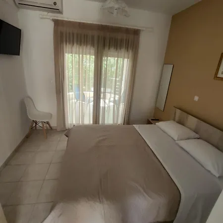 Angelos Studios Apartment *