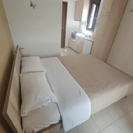Angelos Studios Apartment *